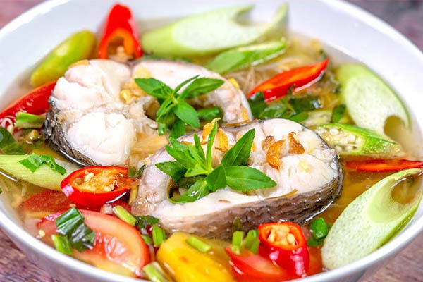 cá lóc nấu canh chua kiểu nam bộ đại diện cho thuyết ngũ hành trong ẩm thực