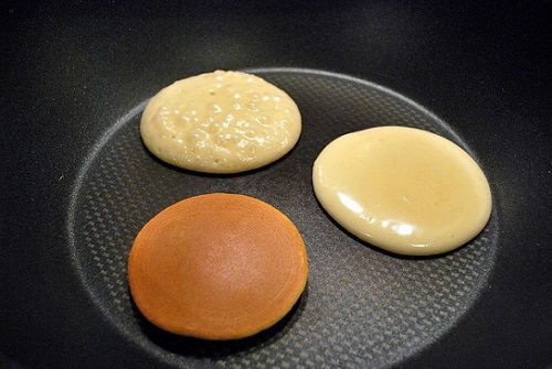 cách làm bánh pancake